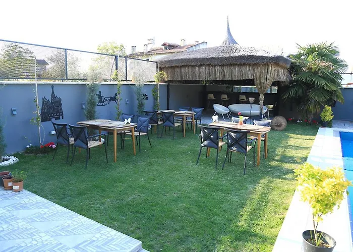 Hotel Atroa Butik 3*